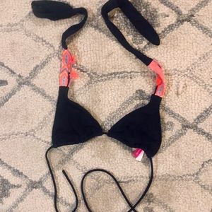 2/$20 💜 Victoria’s Secret Bikini Halter Top